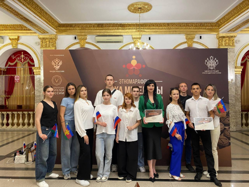  Специалисты районной администрации не только решаю рабочие задачи, но и в свободное время имеют интересные увлечения!