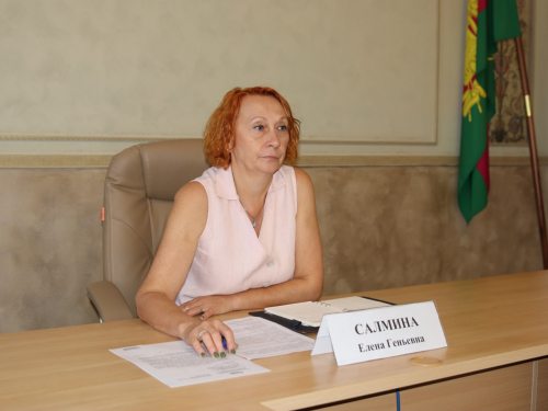 Сегодня Елена Салмина провела совещание по вопросу подготовки к осенне-зимнему периоду. 