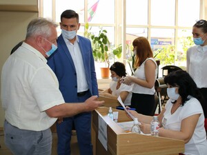Мобильная приемная губернатора приступила к работе на территории Гулькевичского района