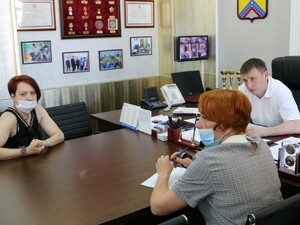 Глава Гулькевичского района провёл приём граждан