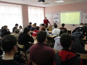 В Гулькевичском строительном техникуме состоялся открытый урок «Я – будущий избиратель!»