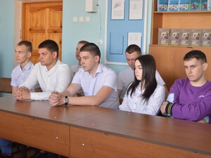 Председатель районного Совета провела беседу со студентами строительного техникума
