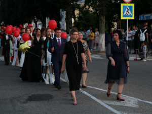 26 июля 272 выпускника Гулькевичского района попрощались со школой