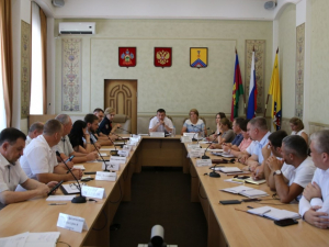 Александр Шишикин провел  расширенное планерное совещание