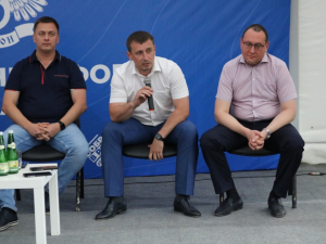 Глава Гулькевичского района Александр Шишикин посетил молодежный форум «Регион 93»