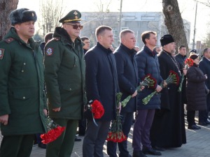 Памятный митинг, посвященный российским военнослужащим, погибшим в Чечне