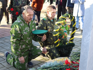 Памятный митинг, посвященный российским военнослужащим, погибшим в Чечне