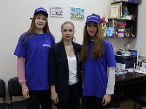 Сотрудники администрации района приняли участие в акции «Георгиевская ленточка»