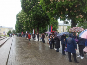 Полицейские Гулькевичского района обеспечили общественный порядок и приняли участие в торжественных мероприятиях посвященных Великой Победе
