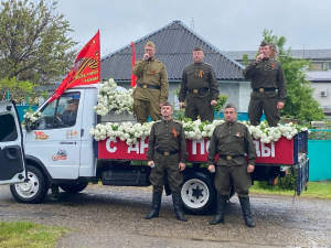 Ветеранов поздравили с Днём Победы