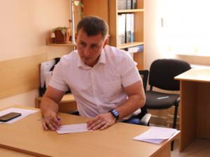 Личный приём жителей в районной администрации провёл Александр Шишикин.
