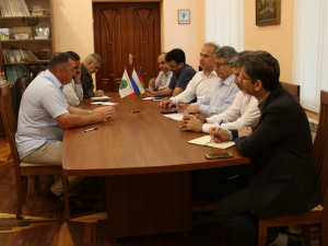 Кубанскую опытную станцию филиал ВИР посетила иранская делегация