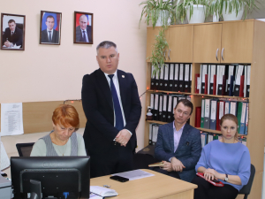 Александр Шишикин провёл личный приём жителей.