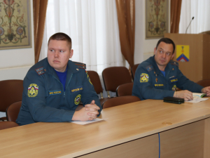 Заседание краевой комиссии по ЧС и обеспечению пожарной безопасности в регионе.