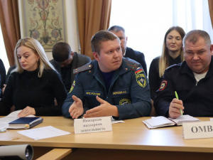 Сегодня Вениамин Кондратьев провел заседание постоянно действующего координационного совещания по обеспечению правопорядка, Антитеррористической комиссии и оперативного штаба.