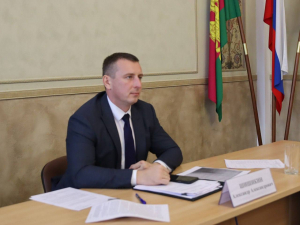 Сегодня Вениамин Кондратьев провел заседание постоянно действующего координационного совещания по обеспечению правопорядка, Антитеррористической комиссии и оперативного штаба.