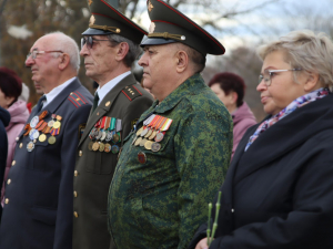 Памяти павших будьте достойны! 