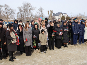 В школе № 1 города Гулькевичи открыли мемориальную доску Харитонову Игорю Васильевичу.
