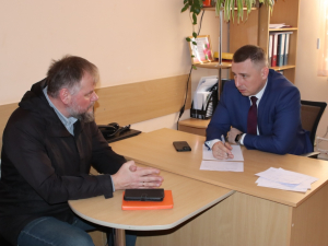 Очередной прием жителей провел Александр Шишикин.