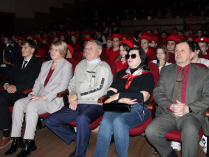 Сегодня в КДЦ «Лукоморье» состоялось мероприятие «Верю в вас, люди», посвященное памяти Николая Кондратенко. Поводом для этой встречи послужила краевая передвижная выставка «Верю в Вас, люди», которая открылась на территории района 3 февраля.