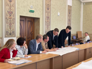 Вчера прошло важное совещание, на повестке дня которого было  строительство новой Детской школы искусств на Гражданской площади.