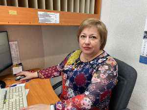 Поздравляю с профессиональным праздником работников торговли, бытового обслуживания населения и жилищно-коммунального хозяйства!