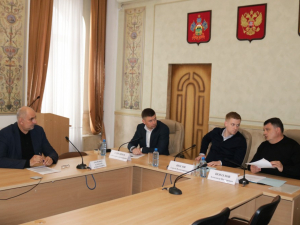 В районе начали работу комитеты Законодательного Собрания Краснодарского края
