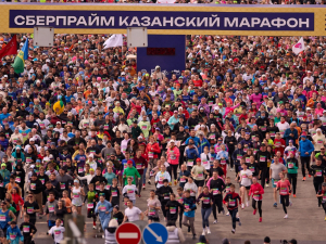 3-4 мая 2025 года в Казани прошел чемпионат России по марафону. Соревнования стали настоящим праздником для профессионалов и любителей бега, отметившись высокими результатами и яркими дебютами.