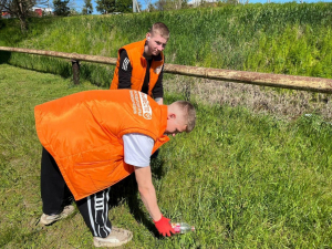 В день экологического образования волонтеры Гулькевичского района совместно с Новокубанским филиалом ООО «ЭкоЦентр» провели субботник.  