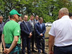 Сегодня председатель ЗСК Юрий Бурлачко посетил Гулькевичский район. Территория стала очередной в ходе проведения Дней муниципальных образований в ЗСК.