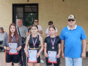 В честь Дня России