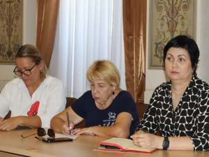 Сегодня  в зале заседаний администрации Гулькевичского района прошла встреча с победителями второго конкурса Грантов Губернатора Кубани-2025. 