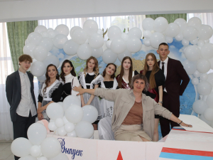 Поздравляю с Днём учителя работников образования Гулькевичского района!