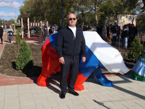 В посёлке Венцы открыли семейный сквер