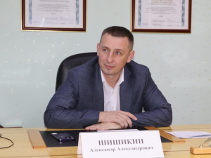  Глава района Александр Шишикин провёл выездной прием  в пос. Комсомольском
