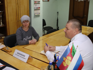  Глава района Александр Шишикин провёл выездной прием  в пос. Комсомольском