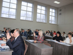  Сегодня в КДЦ «Лукоморье» состоялось заседание депутатских комиссий.