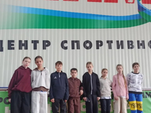 Стартуют юные