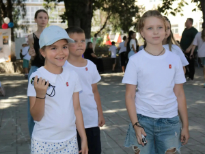  Сегодня в отделе по делам молодежи прошла торжественная церемония посвящения школьников в ряды «Движения Первых».