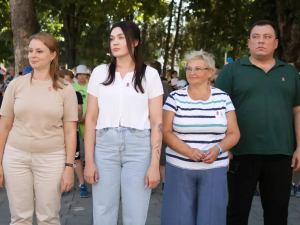  Сегодня в отделе по делам молодежи прошла торжественная церемония посвящения школьников в ряды «Движения Первых».