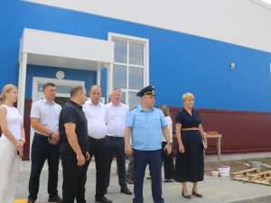 Сегодня состоялась рабочая встреча, посвящённая вводу в эксплуатацию объекта капитального строительства — здания зала спортивного крытого специализированного «Центр единоборств»