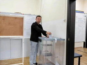Главы поселений Гулькевичского района активно участвуют в выборах и личным примером показывают, как важно не оставаться в стороне.