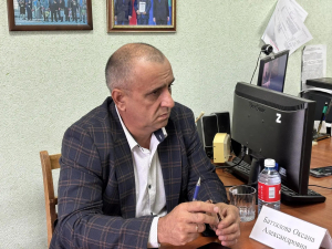 Сегодня заместитель главы района Оксана Батталова провела совместный прием граждан с главой Соколовского поселения Анатолием Бобровым.