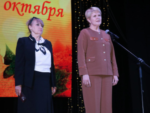  Сегодня в культурно‑досуговом центре «Лукоморье» прошёл яркий праздничный концерт, приуроченный ко Дню пожилого человека. 