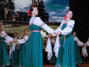  Сегодня в культурно‑досуговом центре «Лукоморье» прошёл яркий праздничный концерт, приуроченный ко Дню пожилого человека. 